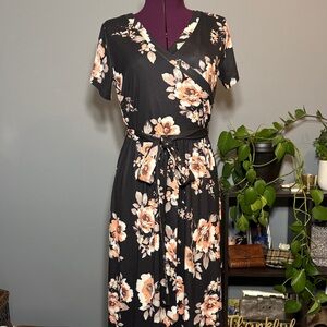 Kranda Black Floral Maxi Dress